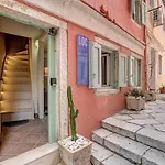 Venetian Well House By Loc Hospitality